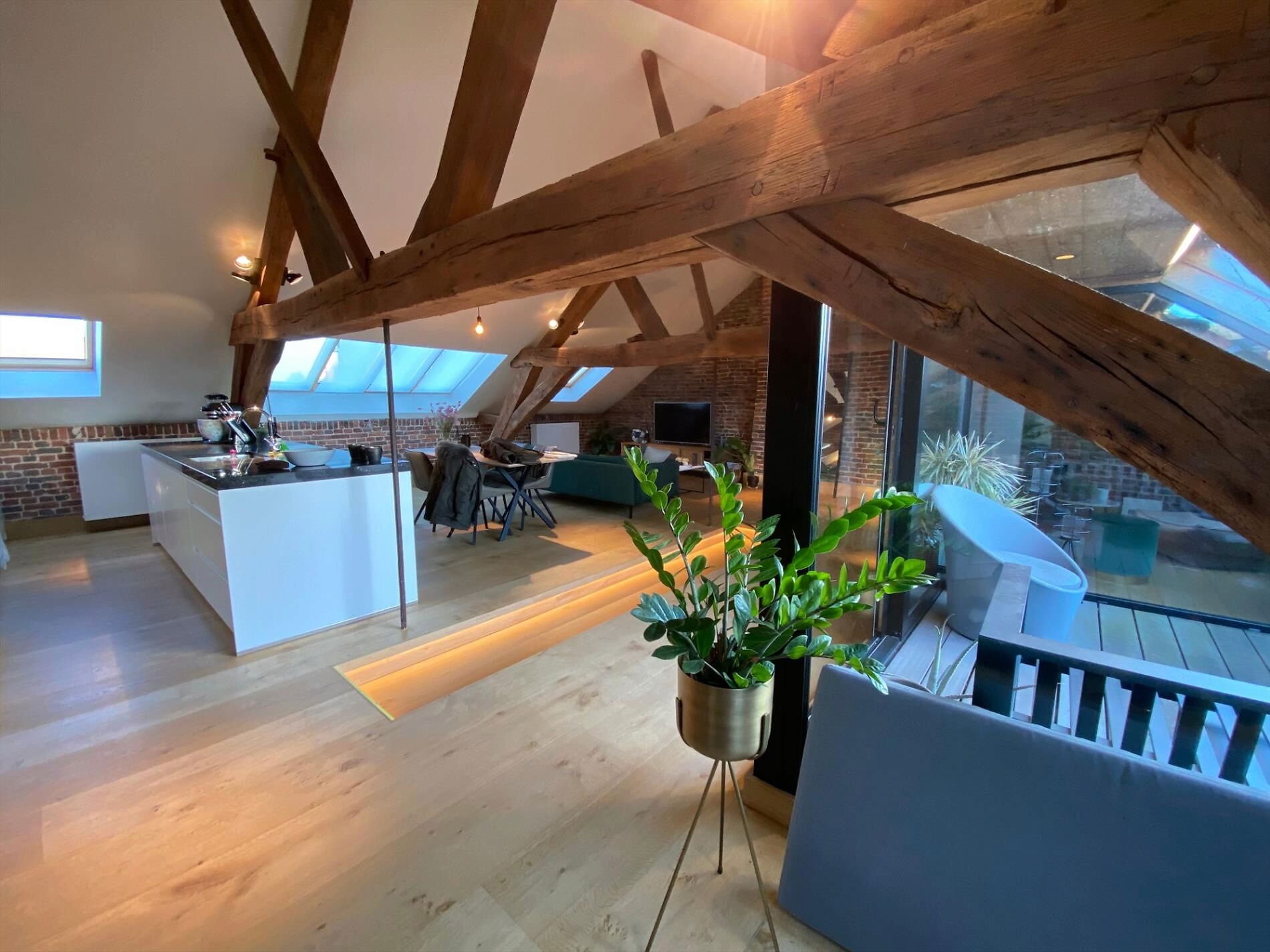 Centraal gelegen 1 slaapkamer appartement met zeer veel charme. 