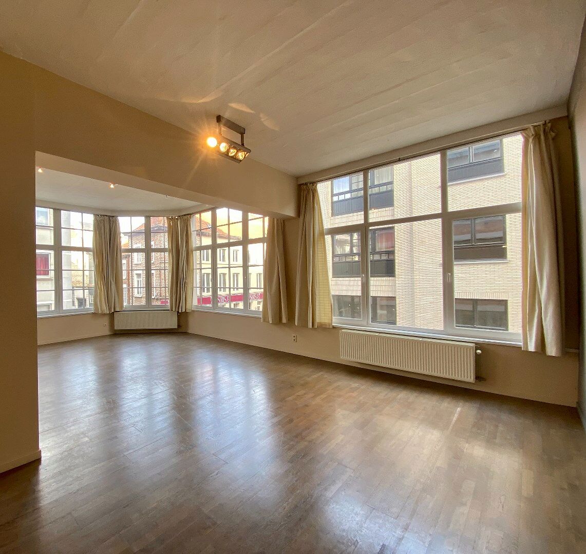 Klassevol en ruim appartement met terras