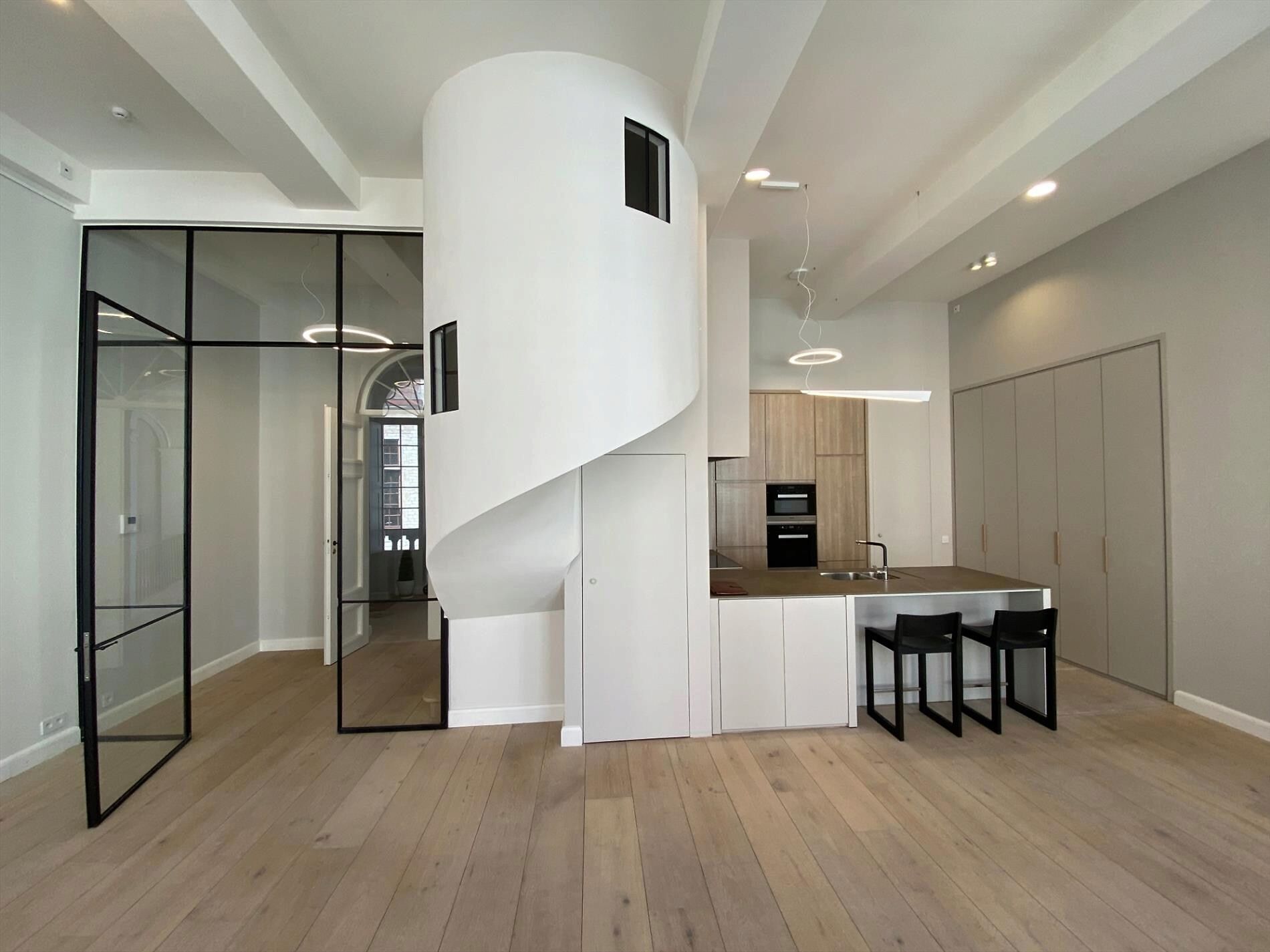 Stijlvol duplexappartement met 2 slaapkamers & zonnig dakterras