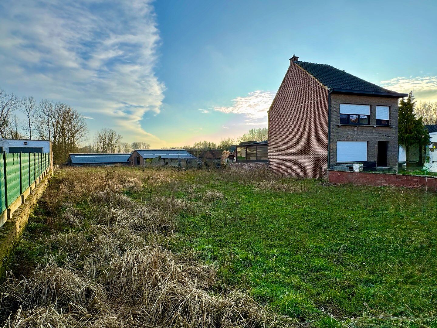 Ruime bouwgrond met perceeloppervlakte van 1548 m2
