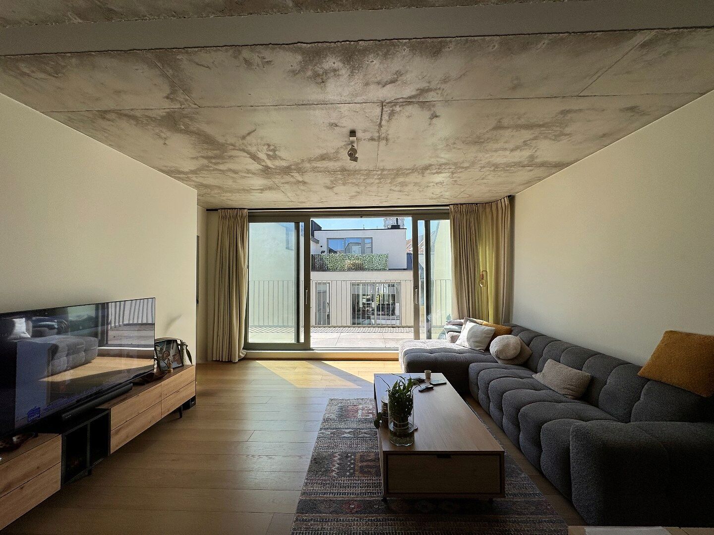 Exclusieve penthouse met twee ruime terrassen in hartje Gent