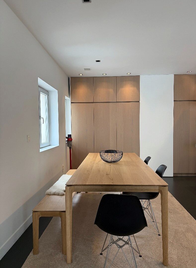 Exclusief gemeubeld duplexappartement met uniek zicht op de Graslei en Korenlei