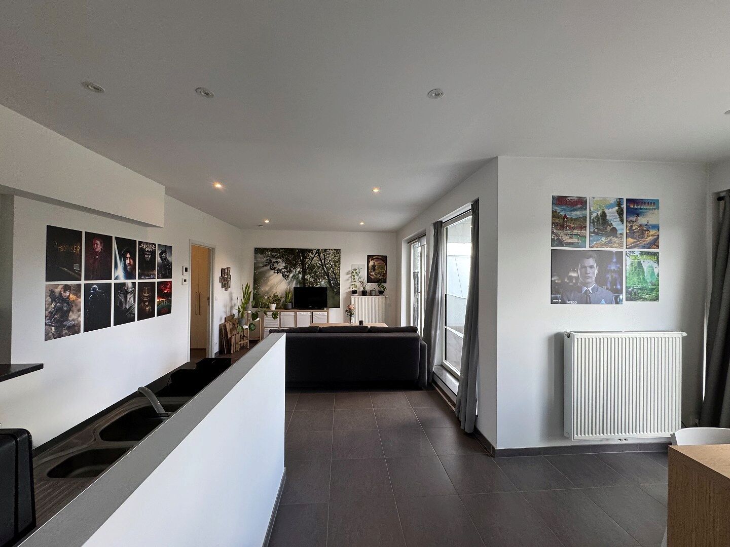 Modern tweeslaapkamer appartement met zeer ruim terras.