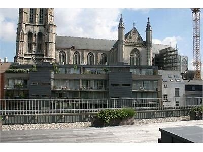 Centrum Gent, ondergrondse staanplaats te huur.