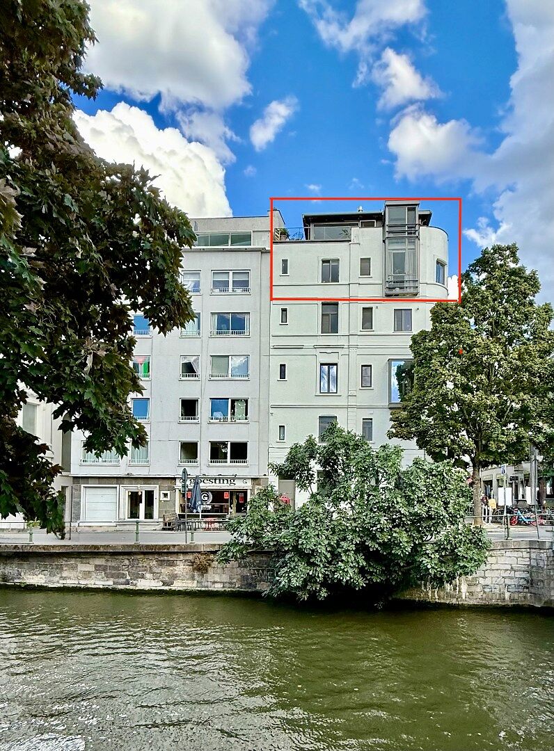 Exclusief luxe-appartement met 3 slaapkamers en riant terras