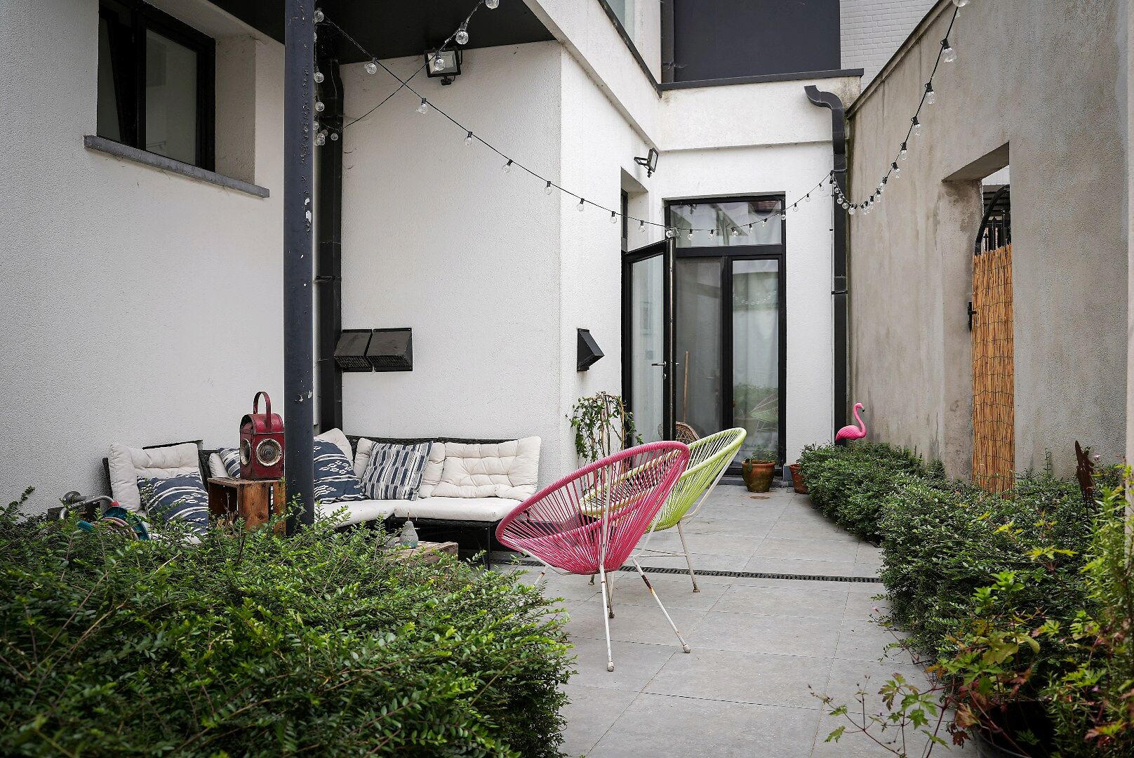 Exclusief gerenoveerd appartement met afzonderlijke studio/praktijkruimte op het Prinsenhofplein