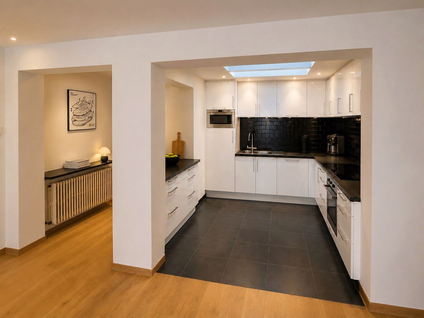 Ruim en stijlvol appartement met uniek zicht op de Kraanlei, hartje Gent